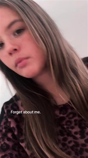 Daisy Webb (@daisy.webb0)’s videos with original sound - Song Lyrics
