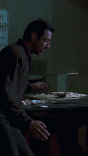 The Lost World: Jurassic Park | Dr. Ian Malcolm Vs. Velociraptor