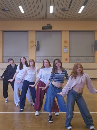 Stateside Dance Trend Featuring Alysaliu