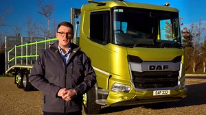 Presenting the DAF XD 410 FAX - the latest addition to the DAF central demo fleet, featuring a 9.7m bed and 4-star TfL DVS rating. ⭐⭐⭐⭐🚚 Talk to your local DAF dealer to arrange a demonstration: https://www.daf.co.uk/en-gb/dealer-locator-page #Truck #Trucking #DAF | DAF Trucks UK