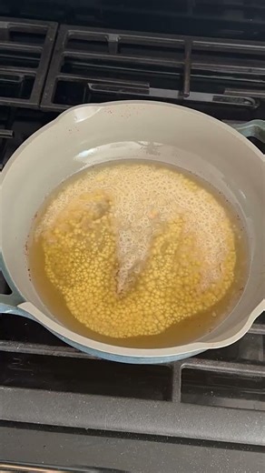 Perfect solution for a cleaner kitchen and smarter waste management.#NewArrival #KitchenHacks