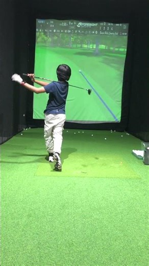 Back on the simulator course working on my 3 wood today.