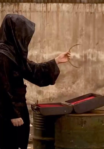 A Gangster Traded Diamonds For Alien Tech To Become UNSTOPPABLE (Abduction 2019)