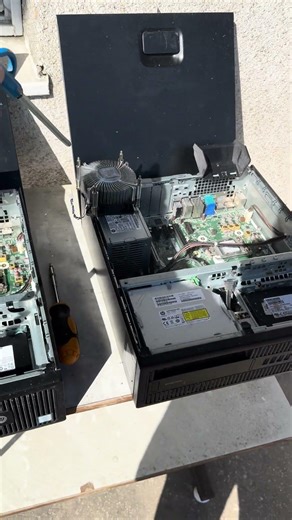 Cleaning dusty computers
