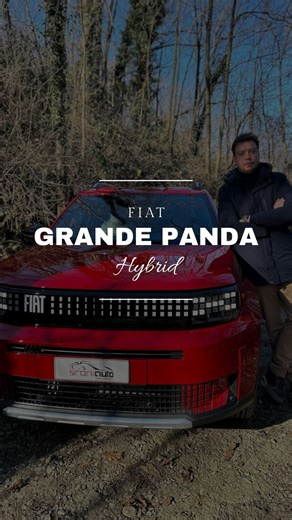 🔥 È arrivata la nuova Fiat Grande Panda Hybrid 🔥 Iconica, urbana, super smart. La prima Panda Hybrid che unisce stile, tecnologia e consumi ridotti 💚 🚗 Compatta fuori, spaziosa dentro ⚡ Hybrid: più efficienza, meno consumi 📱 Tecnologia semplice, zero stress Se cerchi un’auto che segue il tuo ritmo, la Grande Panda Hybrid è pronta a partire. 👉 Vieni a scoprirla in concessionaria - Via Don Giuseppe Allamano, 2 CASTELLO DI BRIANZA (LC) 👉 Prenota ora il tuo test drive - 03957661 . . . #sironi
