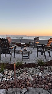 Happy Friday beach buddies! 😎 Hit that like button if you’re ready for a beautiful weekend?! 🌊 #CayucosShorelineInn #ShorelineInnCayucos #Cayucos #CayucosCA #CayucosBeach #CayucosPier | Shoreline Inn... on the beach