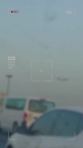 Airplane Landing Sequence Captured from Roadside