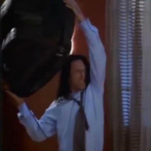 White House Window Toss Mystery SOLVED: Who was throwing objects out of the White House window??