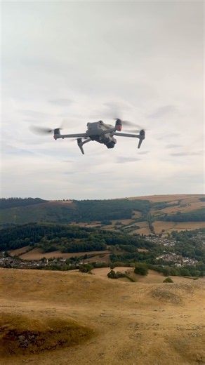 Fly your drone on a 152” Cinema Screen with the Luma Ultra XR Glasses from ‪@VITURE‬ #dji #drone