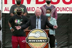 ‘If you succeed here, it will spread’: Bernie Sanders rallies with Amazon workers in Alabama ahead of historic union vote