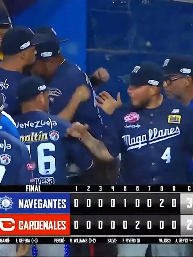 MAGALLANES CONSIGUE GRAN VICTORIA ANTE CARDENALES 3x2 en BARQUISIMETO!! Navegantes del Magallanes vs Cardenales de Lara. Lunes 19 de Enero 2026. Estadio Antonio Herrera Gutiérrez - Barquisimeto. ROUND ROBIN LIGA VENEZOLANA DE BÉISBOL PROFESIONAL - LVBP Entra ya al link en nuestra bio. GrandSlamInter con videos, información en vivo, estadísticas, programas en vivo, entrevistas y más. - Más de 25 años con la pasión del béisbol de la LVBP y MLB. Síguenos, dale LIKE, guarda, comenta y comparte con t