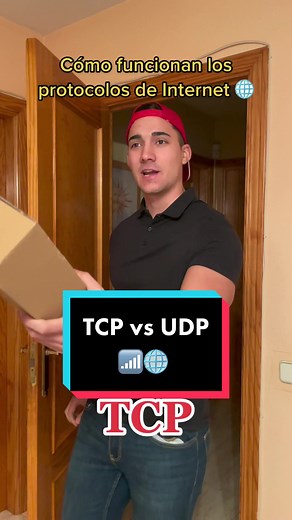 TCP vs UDP ¿Cómo funcionan?🌐📦 Ningún paquete ha resultado herido en la grabación de este video ⚠️Fake Situation⚠️ #Overtips #Aprende #Informatica #xyzbca #lentejas