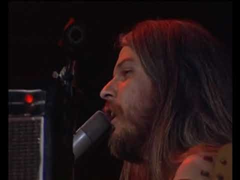 Jumpin' Jack Flash / Young Blood - Leon Russell (Concert for Bangladesh, August 1st, 1971)