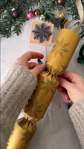 ✨ Hand-Stamped Christmas Crackers | The English Stamp Company
