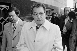 Who Was The Real Salvatore 'Sally Bugs' Briguglio, The Ruthless Glasses-Wearing Killer In 'The Irishman'? | Oxygen