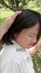 My sisters are arguing, and I'm the one who gets hurt! #Forgive me for laughing so heartlessly #P...