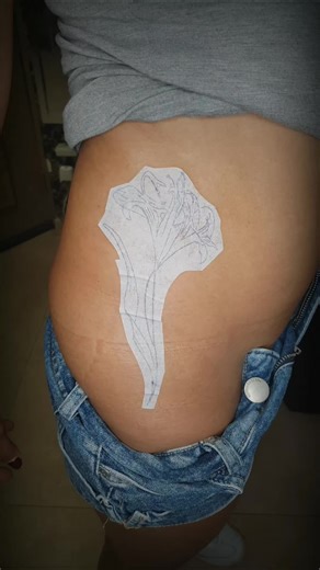 Hips Tattoo #friendlyᥫᩣシ #followersreelsfypシ゚viralシfypシ゚viralシalシ #friendsfollowersViewers #tribaltattoo #floraltattoodesign