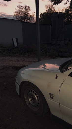 #cleantok #fypage #commodore #2002❤️ #holden @JOSH @mainMeal41