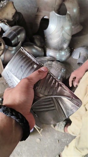 Vambrace gothic Armours Amanarmourking European Armours #everyone #fyp #trending #larp #viral