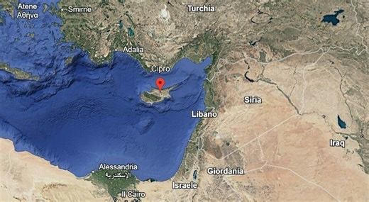 Cipro sotto attacco dei missili iraniani, Londra: «Allerta per le basi militari Gb». Poi arriva la smentita