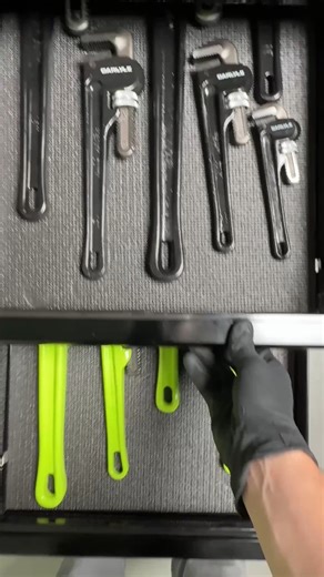 1M views · 80 reactions | When your toolbox slides like butter and every tool has its place. This is what organized perfection sounds like. #ASMR #ASMRUnboxing #Toolbox | Carlyle Tools | Facebook