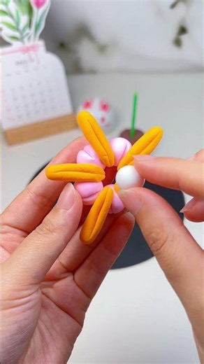 Simple Crafts | Make Super Beautiful Pink Flowers Out of Clay! #DIY #Handicrafts