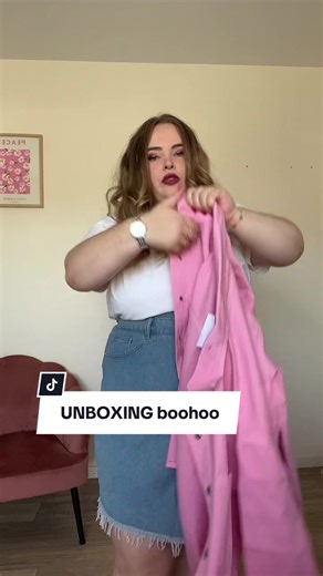 Publicité UNBOXING @boohoo 🩷🌸🛍️ Mon code promo : boohoofr #boohoo #plussize #plussizefashion #haul #confidencebyboohoo