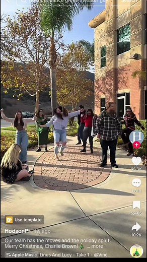 Charlie Brown Dance Moves: Celebrate with Snoopy