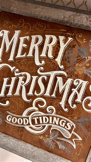 This season is so inspiring for new DIY décor projects, handmade gifts, and more! Watch Robin S. show off how she created this beautiful statement piece for the holidays. 🤎🤍🤎 Shop this project (items included if available): https://bit.ly/48Kttpz | Chalk Couture