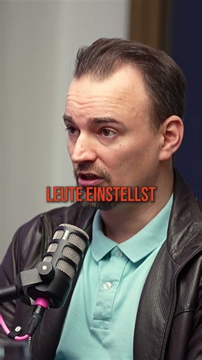 7 insurance companies = 7 contacts? ❌ Here's how to do it right