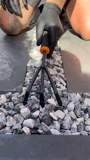 9.2M views · 8.8K reactions | Try this stuff!! #fyp #fypシ #landscaper #landscaping #garden #hack #gardenhack #gardenlove #viral #reels | JBH landscapes | Facebook