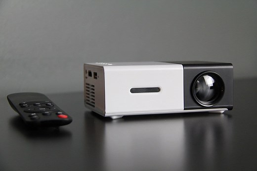 Portaflixx™ Pocket Projector