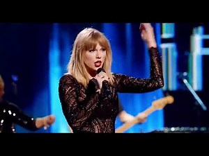 [4K UHD] Taylor Swift - New Romantics (Live at Super Saturday Night 2017)
