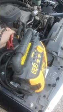 chevy 454 vs Dodge 5.9 cold start -1