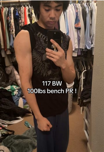 Achieving My 100lbs Dumbbell Bench Press PR