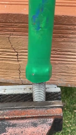 replace the wrench using a modified pipe #shortsvideo