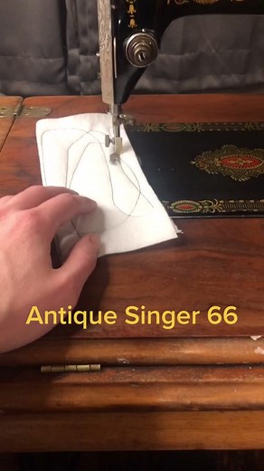 Antique Singer 66 Sewing Machine: A Vintage Gem