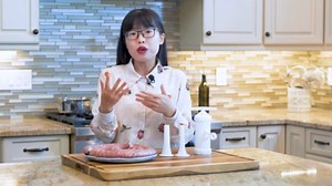 Manual Sausage Stuffer