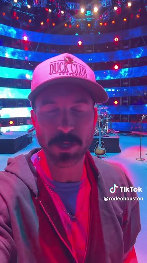 Riley Green Kicks Off the 2026 Rodeo Season