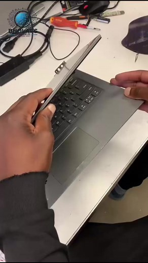 How much do you think this job costs? #laptoprepair #screenrepair #phonerepair #laptop #pcrepair