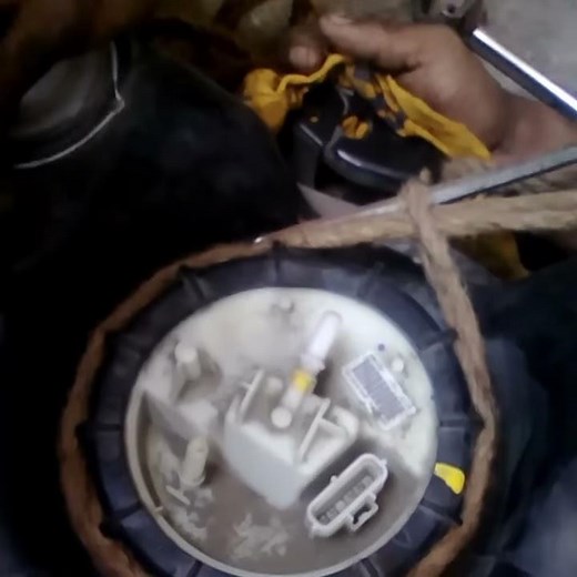 2009 Mazda 3 Fuel Pump Removal From Fuel Tank (Easy Way)