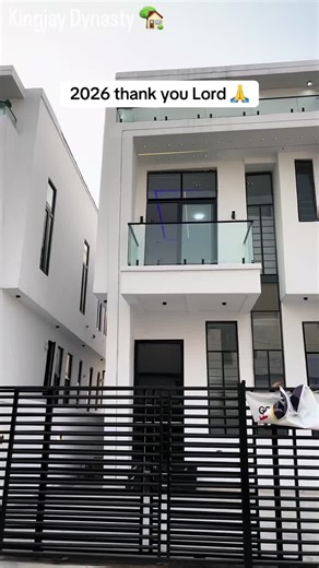 Luksus 4-værelses duplex til salg i Lekki Ajah