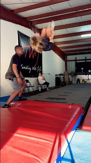 Round Off, Back Handspring, Back Tuck! Cheer Tumbling! 🤩🎥✨