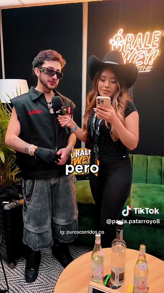 Preguntas rápidas con @Calle 24 en Colombia 🇨🇴🙂‍↕️🔥 LA C EL 2 y el 4 🗣️🗣️🗣️🗣️🗣️🗣️🗣️🗣️🗣️🗣️🗣️🗣️🗣️🗣️ #preguntas #calle24 #colombia #corridoschingones #fypシ゚