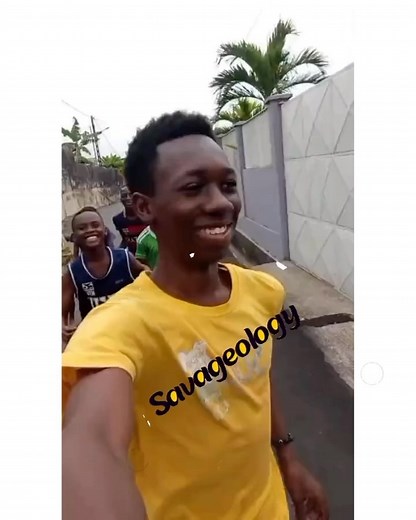 SAVAGE TV on Instagram: "The switch up 藍"