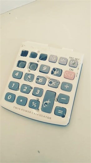 "do you wanna use my calculator its a bit used" #lifeisbutadream #calculator #funny
