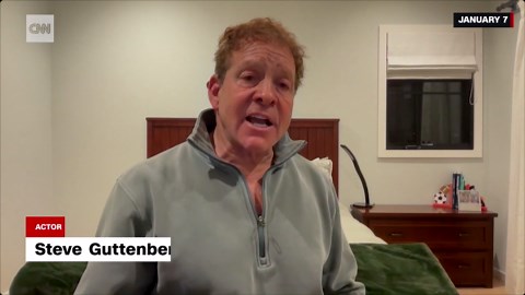 Steve Guttenberg helps clear the way for firefighters in Palisades