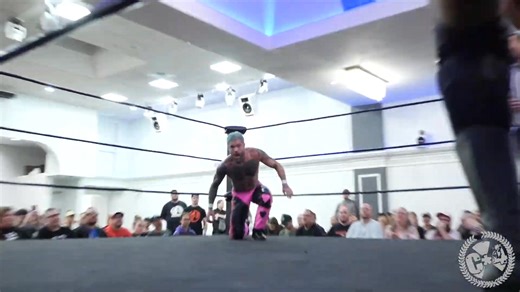 TONIGHT on IWTV is the streaming premiere of C*4 Wrestling presents 😱"SCREAM"😱 - Our 🎃Halloween Bash🎃 Headlined by an absolute classic between Junior Benito and Kevin Blackwood for the C*4 Championship! Tune in tonight (Tuesday) at 8PM EST! https://independentwrestling.tv/live-event/premiere-c4-scream-25-10-25 | C*4