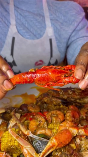 Delicious Cajun Style Crawfish Seafood Boil in Amsterdam