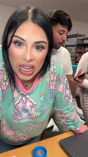 IDK WHAT HAPPENED 😭 BATTLE OF THE CODES CODE BIANCA VS OSMAR https://www.spoiledcosmetics.com/products/makeup-by-the-pound | Beauty by Bianca